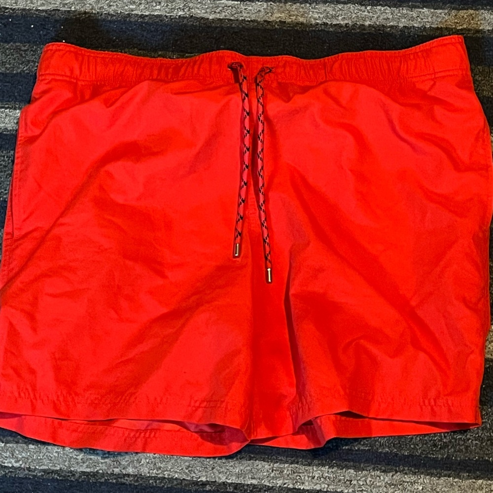 Men’s red swim trunks xl